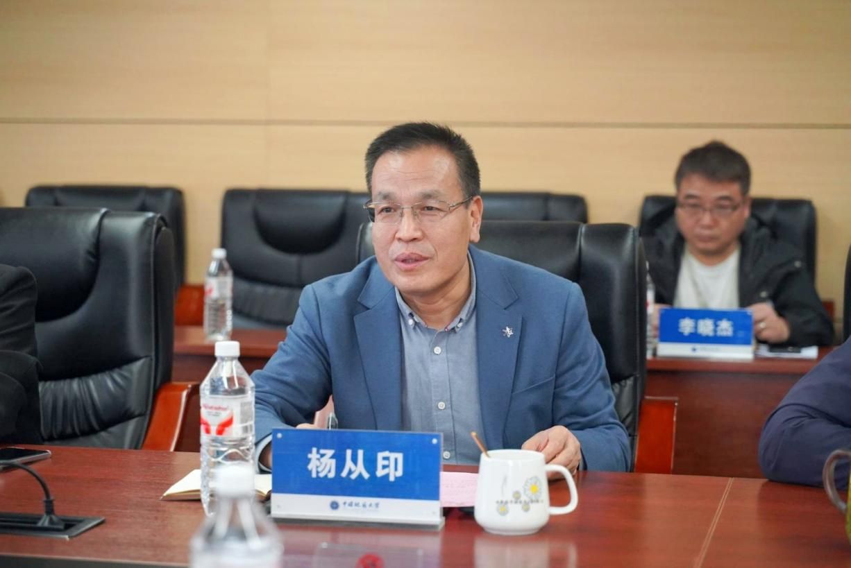 9a514070030413c0993110cbcb3578a3,c4535e17cf0f4c2065f8749f8a17467c